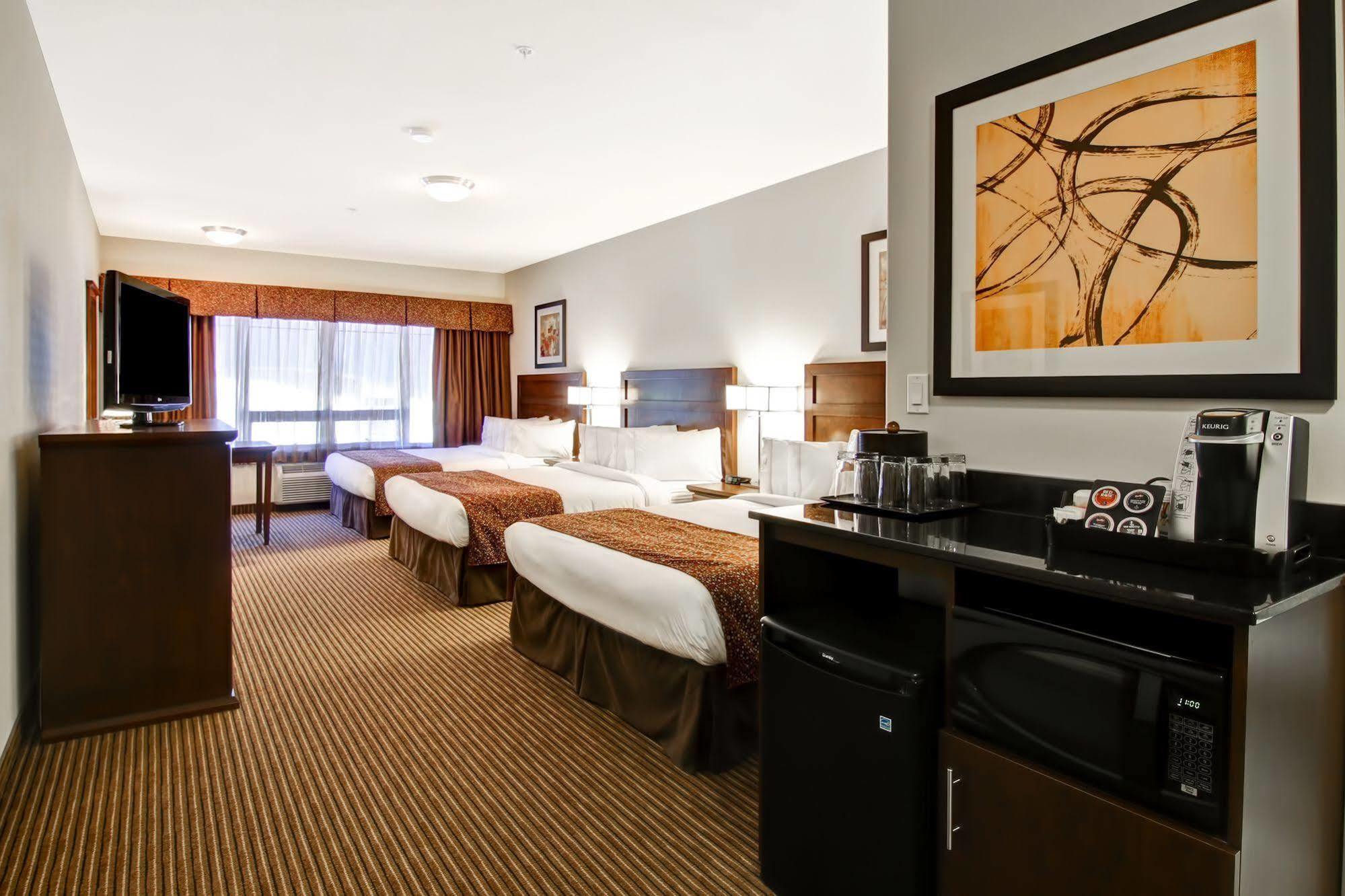 Canalta Hotel Tisdale Ngoại thất bức ảnh