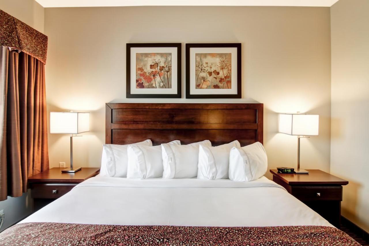 Canalta Hotel Tisdale Ngoại thất bức ảnh